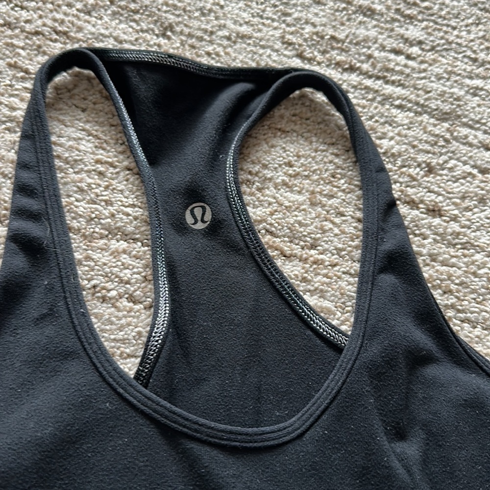 Lululemon Racerback tank. Size 6. - Picture 2 of 2